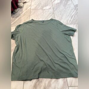Old Navy Short Sleeve ribbed tee